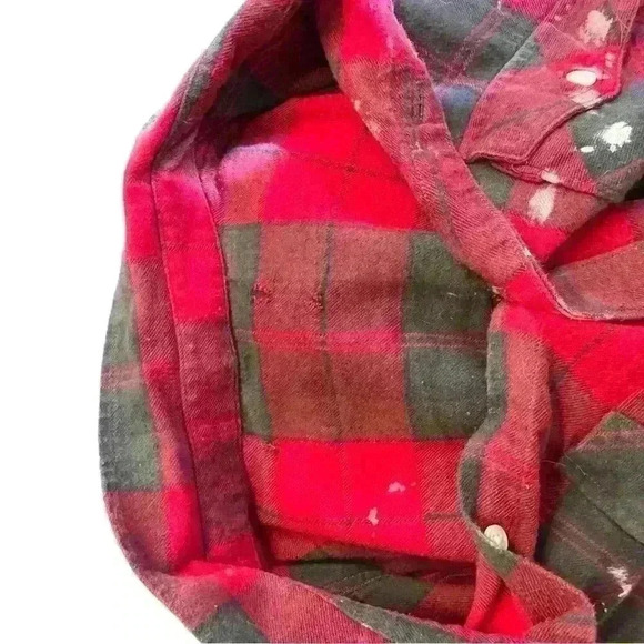 VINTAGE Plaid Button Down with Handmade Distressing ❤️💚 - Picture 5 of 6